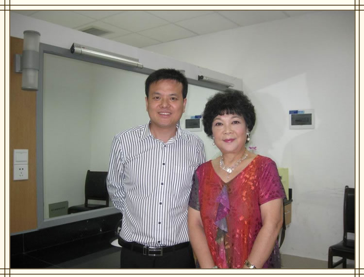 �ƿ������Ǻ�Ӱ