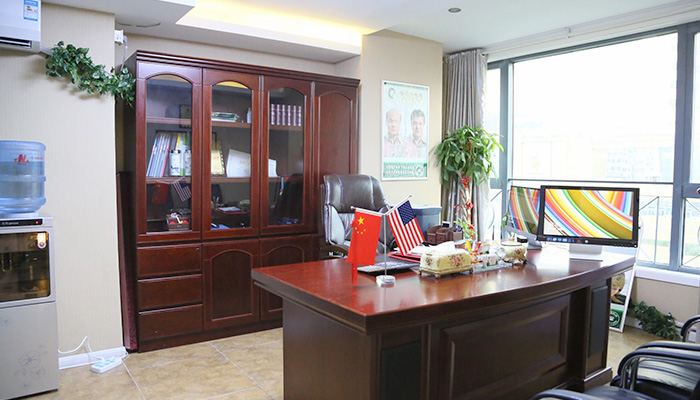 面對(duì)脫發(fā)的危害，南京補(bǔ)發(fā)機(jī)構(gòu)哪家效果最好