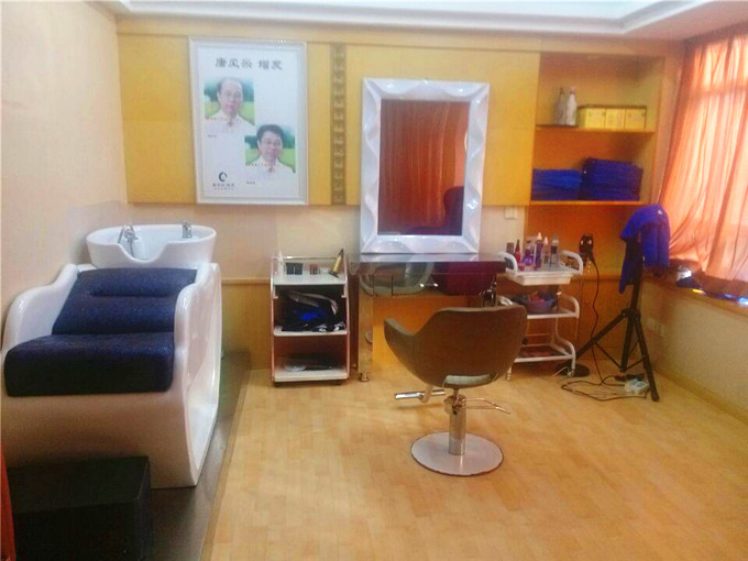 大連真人發(fā)假發(fā)哪里有？想知道的請點進來