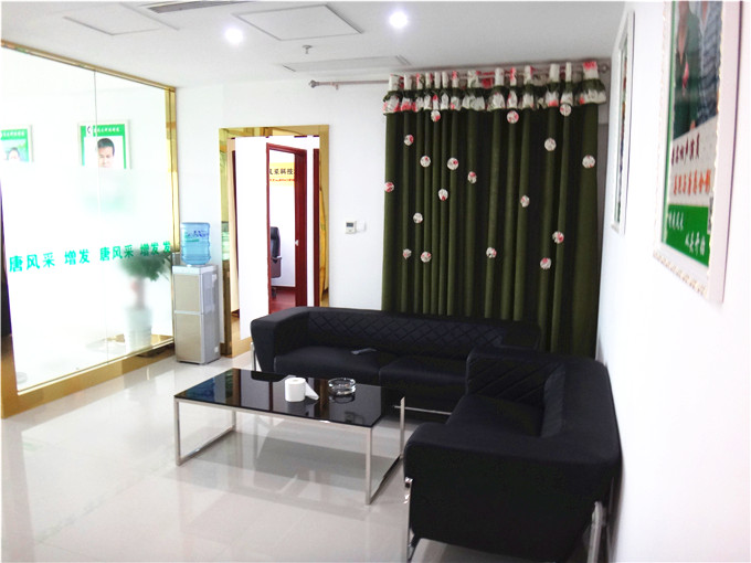 南寧最好的織發(fā)店在哪？脫發(fā)用織發(fā)可以救嗎？