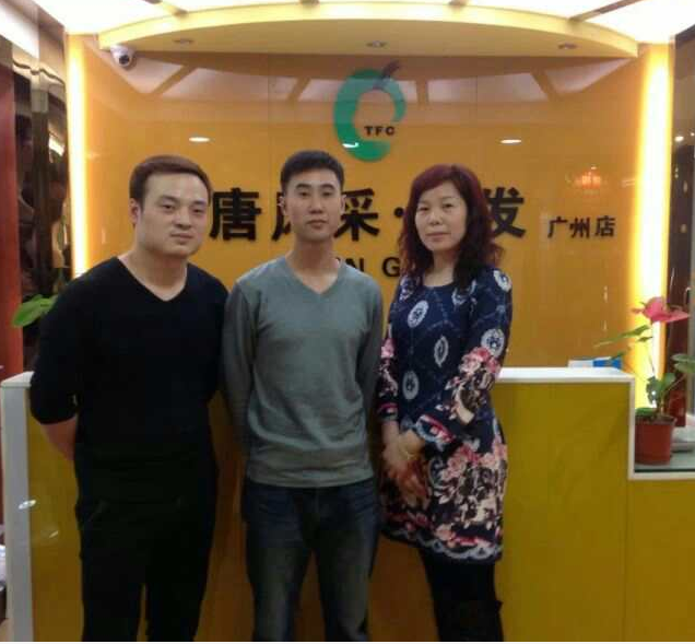 增發(fā)變成舞臺 當(dāng)增發(fā)變成舞臺——唐風(fēng)采合肥分店長羅姐的唐風(fēng)采之緣2