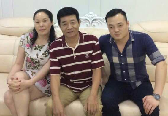 增發(fā)變成舞臺 當(dāng)增發(fā)變成舞臺——唐風(fēng)采合肥分店長羅姐的唐風(fēng)采之緣2