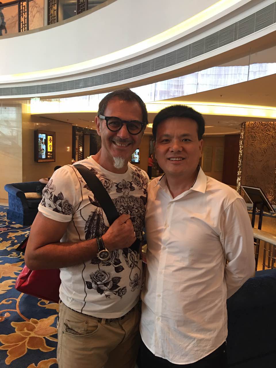 唐風(fēng)采假發(fā)創(chuàng)始人唐利民先生參加ICD世界發(fā)型設(shè)計(jì)家協(xié)會(huì)