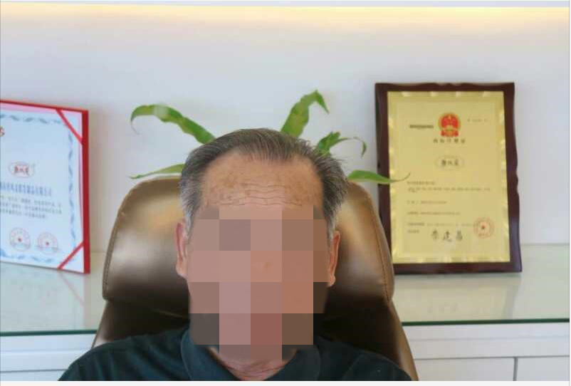 “大爺”秒變“萌叔”？唐風采假發(fā)為您保守年齡的秘密！