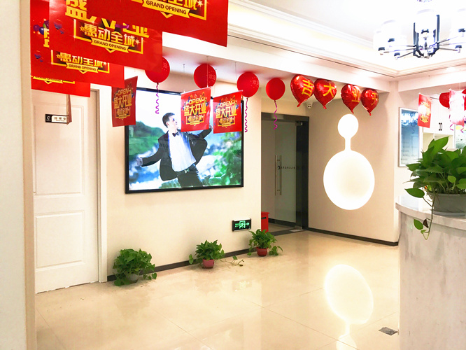 熱烈祝賀唐風采假發(fā)鄭州店豪裝升級，喜遷新址！