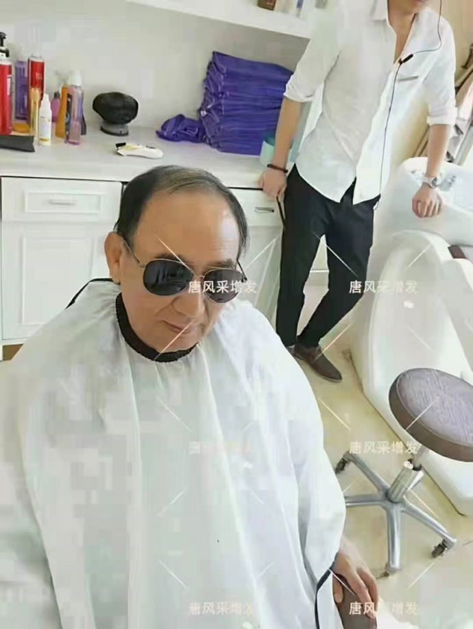 適合中老年的假發(fā) \