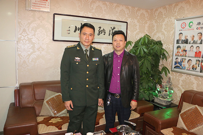 丁海峰新劇《無(wú)效申請(qǐng)》與唐風(fēng)采假發(fā)結(jié)不解之緣