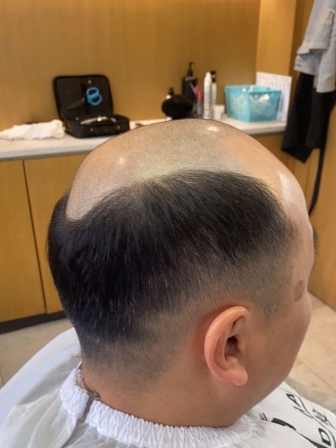 大叔戴假發(fā) \